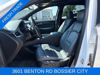 2023 Buick Enclave Essence FWD