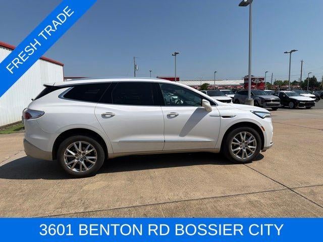 2023 Buick Enclave Essence FWD