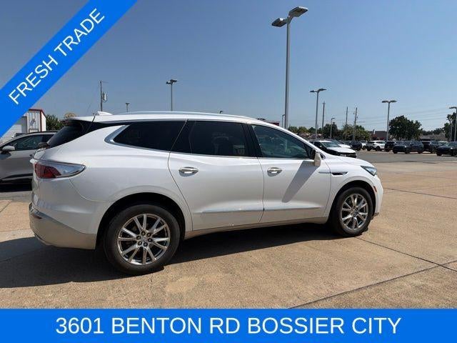 2023 Buick Enclave Essence FWD