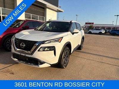 2024 Nissan Rogue FWD SV