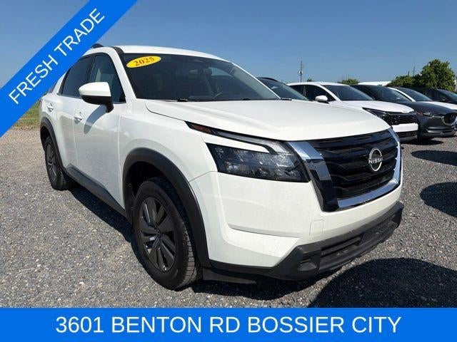 2025 Nissan Pathfinder SV 2WD