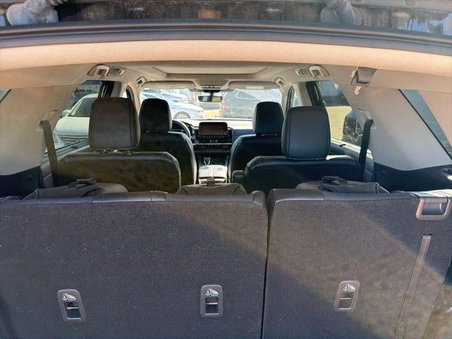 2023 Nissan Pathfinder SL 2WD