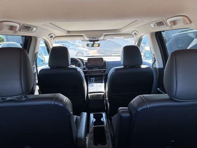 2023 Nissan Pathfinder SL 2WD