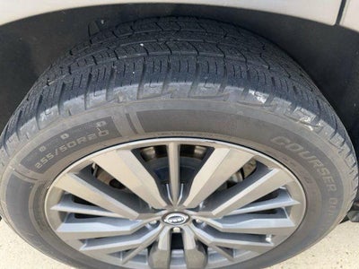 2022 Nissan Pathfinder SL 2WD