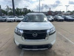 2022 Nissan Pathfinder SL 2WD