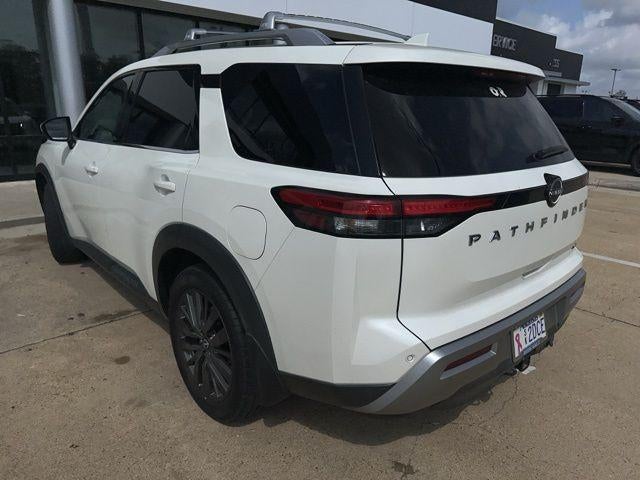 2022 Nissan Pathfinder SL 2WD