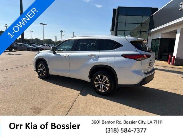 2022 Toyota Highlander XLE FWD (Natl)