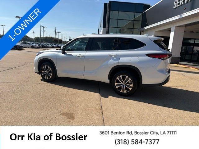 2022 Toyota Highlander XLE FWD (Natl)
