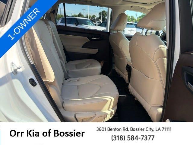 2022 Toyota Highlander XLE FWD (Natl)