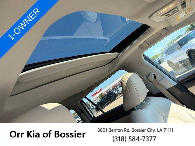 2022 Toyota Highlander XLE FWD (Natl)