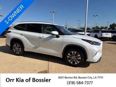 2022 Toyota Highlander XLE FWD (Natl)