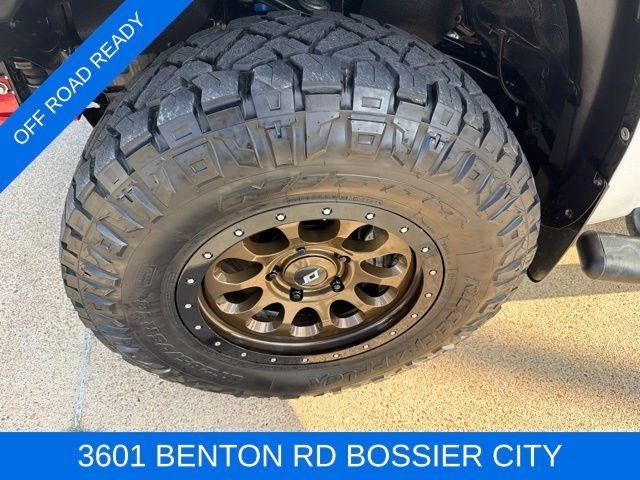 2019 Toyota Tundra 4WD 4WD SR5 CrewMax 5.5' Bed 5.7L FFV (SE)