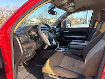 2014 Toyota Tundra 2WD Truck 2WD CrewMax Short Bed 4.6L SR5 (Natl)