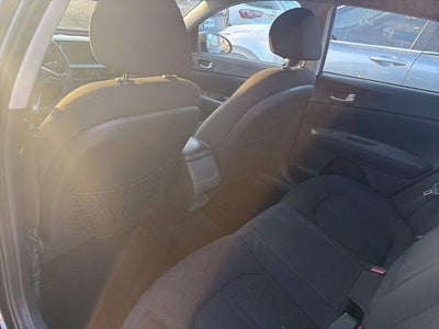 2019 Kia Optima LX Auto