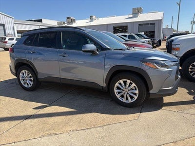 2024 Toyota Corolla Cross LE 2WD (Natl)