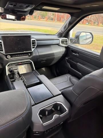 2023 Toyota Sequoia SR5 4WD (SE)