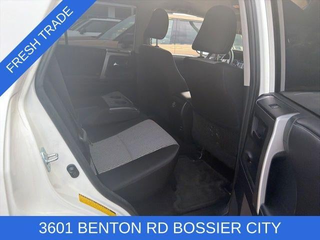 2015 Toyota 4Runner RWD 4dr V6 SR5 (Natl)