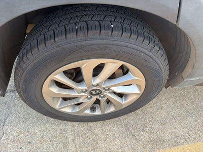 2016 Hyundai TUCSON FWD 4dr SE