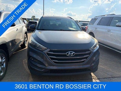 2016 Hyundai TUCSON FWD 4dr SE
