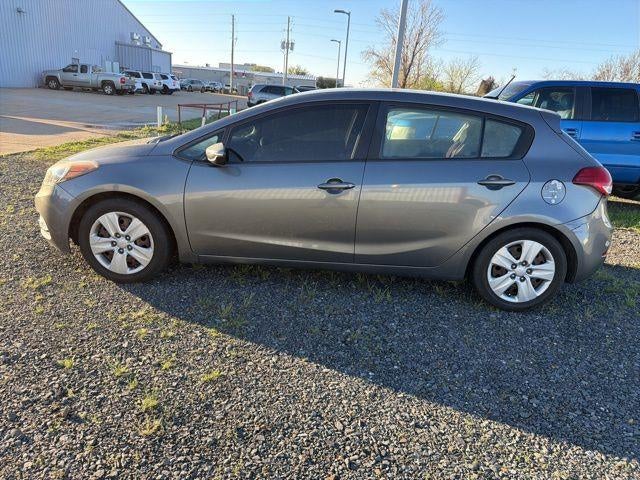 2016 Kia Forte5 5dr HB Auto LX