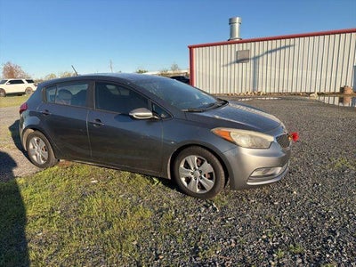 2016 Kia Forte5 5dr HB Auto LX