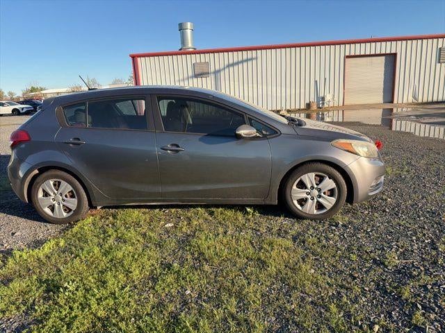 2016 Kia Forte5 5dr HB Auto LX