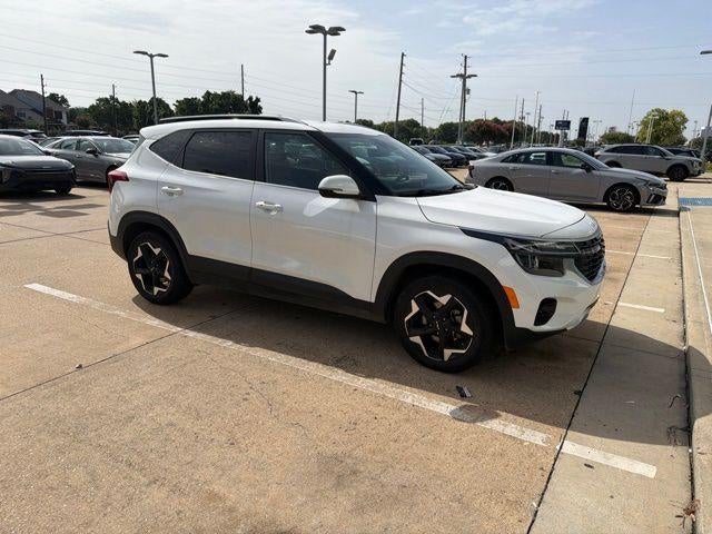 2024 Kia Seltos EX IVT FWD