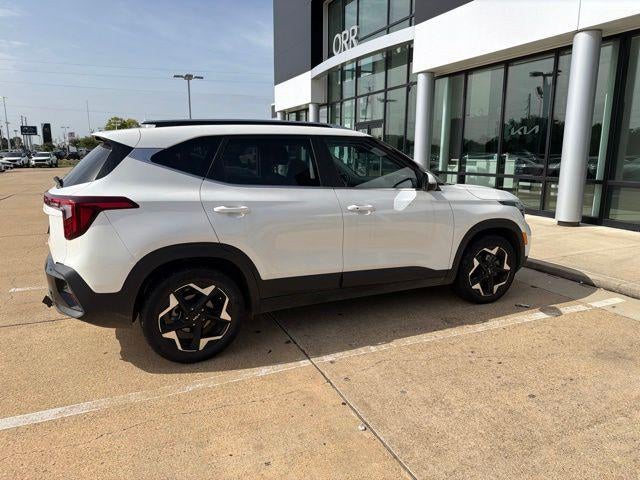 2024 Kia Seltos EX IVT FWD