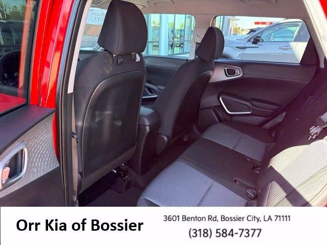 2024 Kia Soul LX IVT
