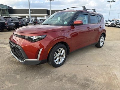 2023 Kia Soul LX IVT