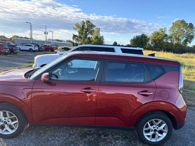 2025 Kia Soul LX FWD