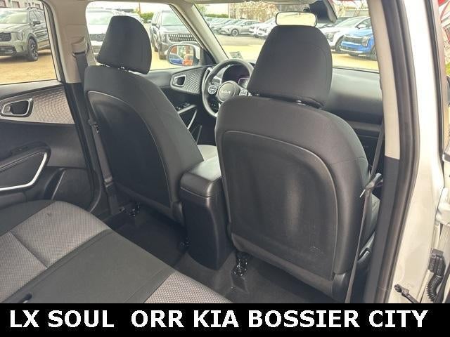 2023 Kia Soul LX IVT
