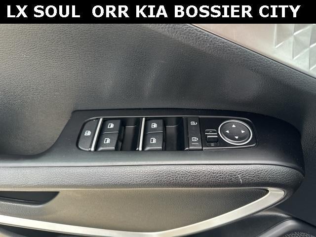 2023 Kia Soul LX IVT