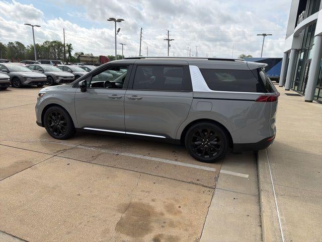 2022 Kia Carnival SX FWD