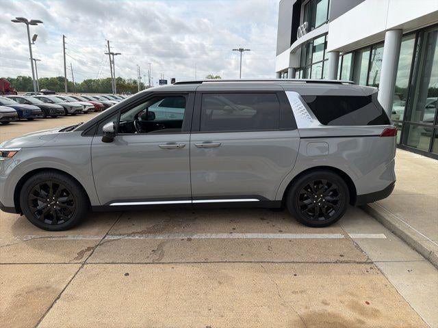 2022 Kia Carnival SX FWD