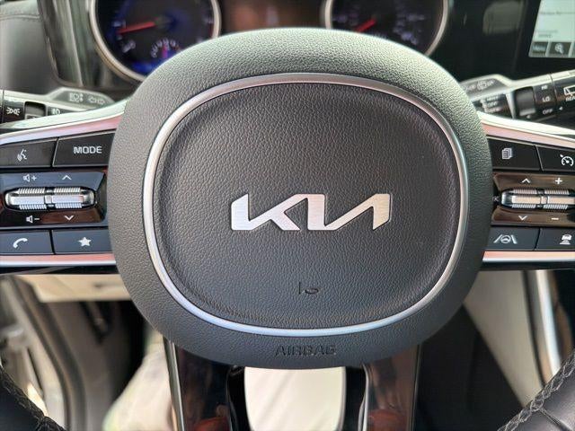 2022 Kia Carnival SX FWD