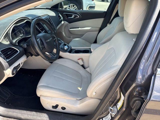 2016 Chrysler 200 4dr Sdn Limited FWD