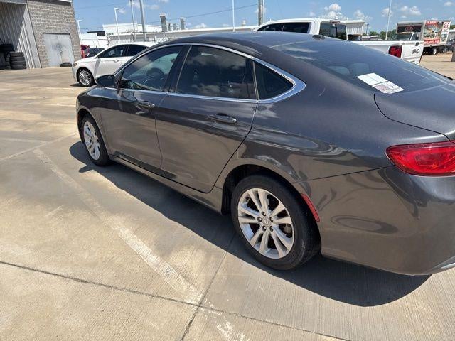 2016 Chrysler 200 4dr Sdn Limited FWD