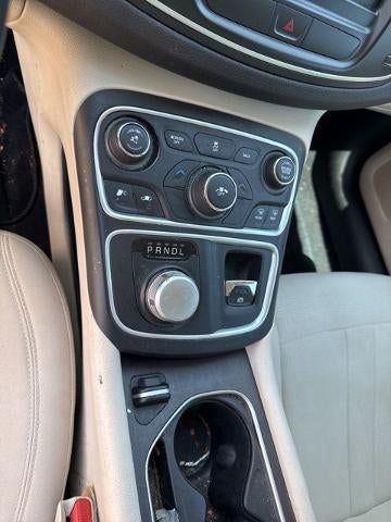 2016 Chrysler 200 4dr Sdn Limited FWD