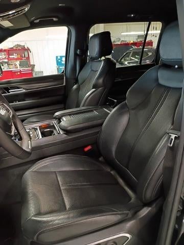2023 Jeep Wagoneer L Series II 4x2