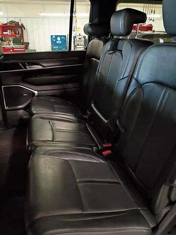 2023 Jeep Wagoneer L Series II 4x2