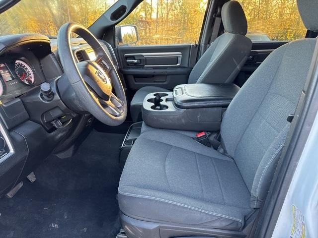 2024 RAM 1500 Classic Warlock 4x2 Crew Cab 5'7" Box