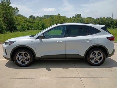 2025 Ford Escape ST-Line FWD
