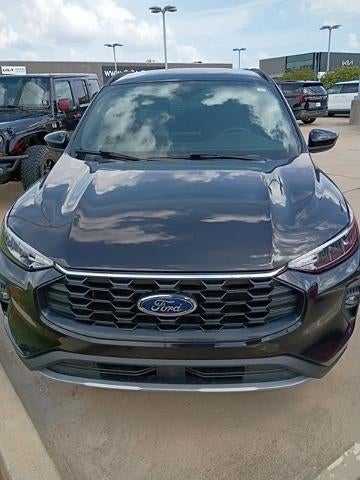 2025 Ford Escape ST-Line Select AWD