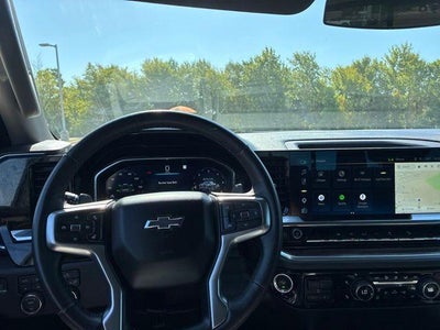 2023 Chevrolet Silverado 1500 Crew Cab Short Box 4-Wheel Drive RST