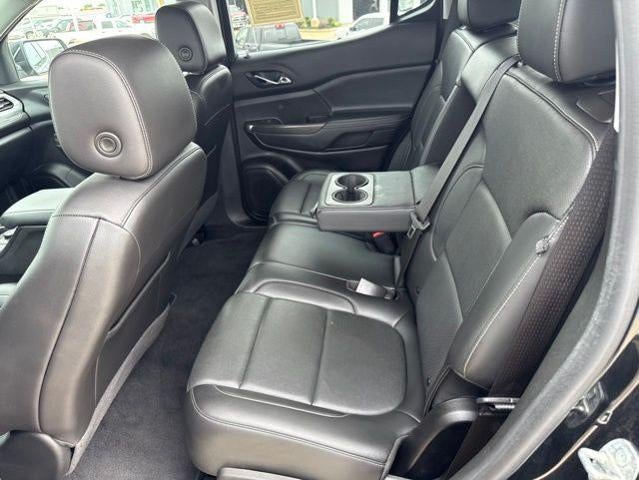 2023 GMC Acadia FWD SLT