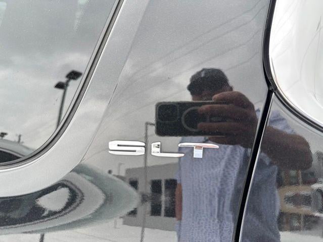 2023 GMC Acadia FWD SLT