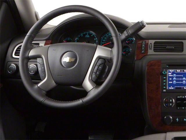 2011 Chevrolet Suburban 2WD 1500 LT