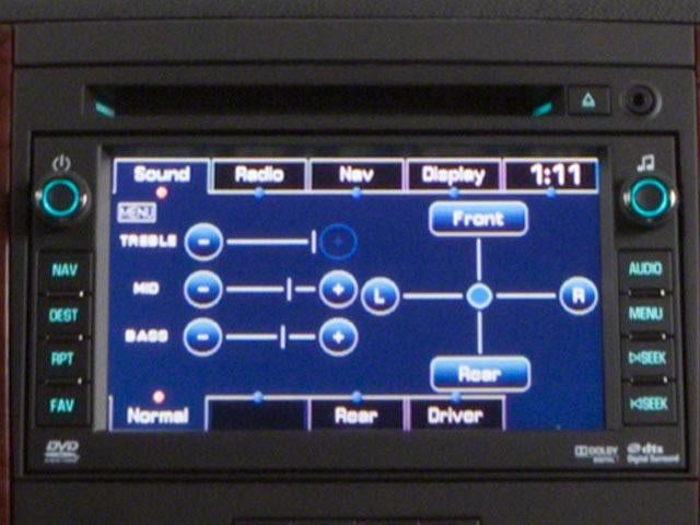 2011 Chevrolet Suburban 2WD 1500 LT
