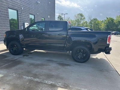 2022 GMC Canyon Crew Cab Short Box 4-Wheel Drive AT4 w/Leather